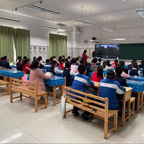 【家长进课堂】“春暖花开，与你茶香雅叙 ”——五九班茶叙会