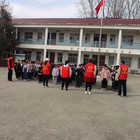 春游踏青 放飞心情