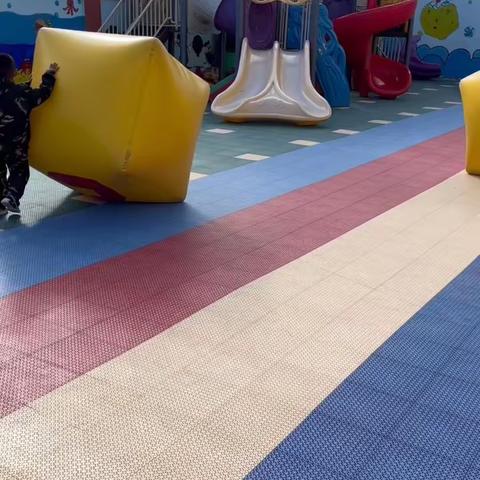 户外自主游戏苹果一班