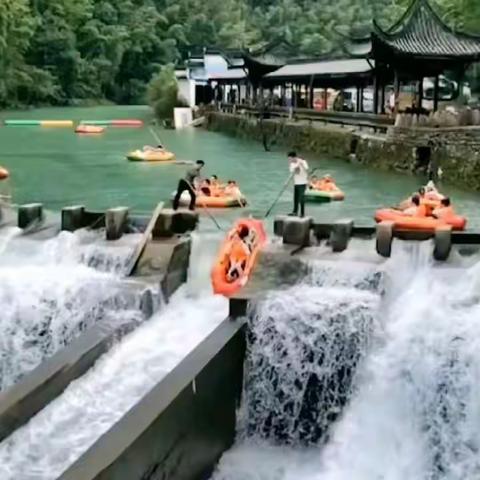 黄山免门票啦，避暑亲子特价玩水线路，西溪南，徽州古城，大黄山漂流、雄村118一价全含（周末加10）