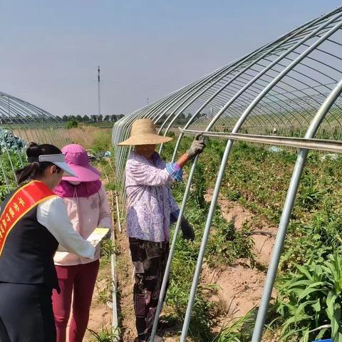 平安银行荆州分行开展整治“拒收现金 零钱包兑换服务”宣传活动