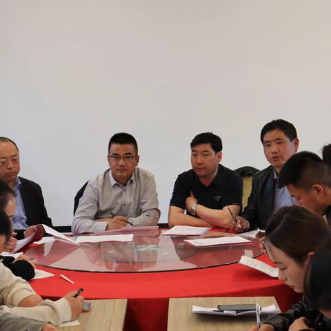 “教”海深耕力致远    “研”路细耘皆芬芳