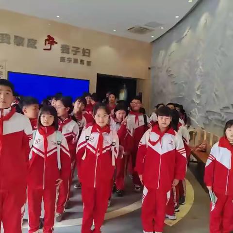 智启未来 新澳探秘--卢龙镇夹河滩小学走进润智科教基地开展研学实践活动