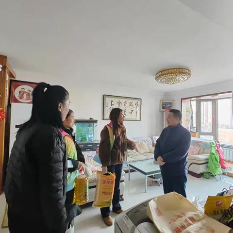 情暖冬日，共筑民族团结情——电视塔社区联合长延堡街道社工部慰问少数民族同胞