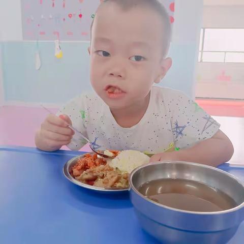 科学膳食  伴你成长——司马迁幼儿园美食分享