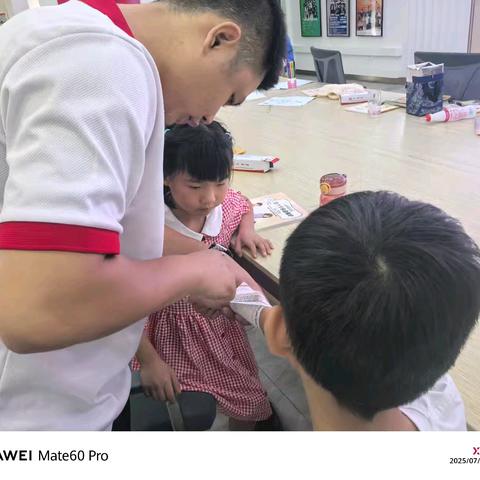 凤翔街道暑期“爱心托管站”开班第九天