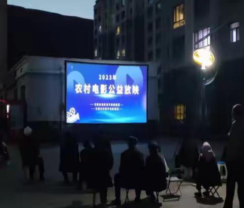 学习时代楷模  弘扬八步沙精神