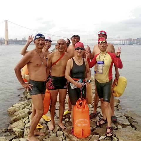 泳友拍摄的“得奖”照片（二）