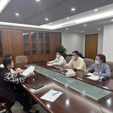 公共交通局召开超速重点监管企业警示约谈会议