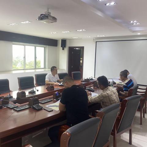 椰林镇加快做好丽安路两旁空地摸底工作