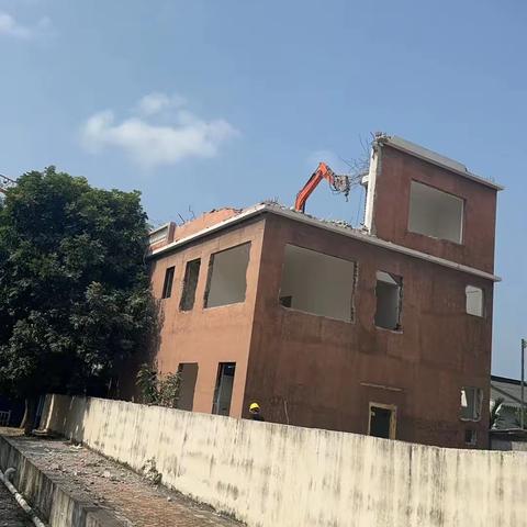 椰林镇完成廉政警示教育基地项目清表工作