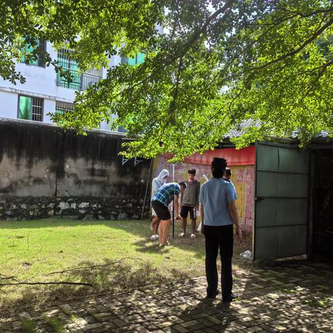 椰林镇配合县执法局对廉政警示教育基地项目范围内的土地权属和房屋属性进行再次确认