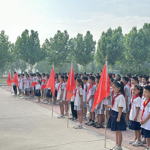 “红领巾爱祖国”——苗馆镇马家井小学举行庆六一主题队日暨新队员入队仪式