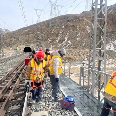 零下严寒 他们干劲冲天