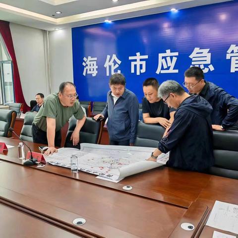 绥化市防指副总指挥、应急管理局局长王明岩同志到海伦市开展防汛“四不两直”检查