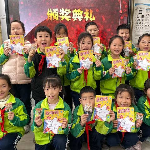 二年二班十月优秀作业展