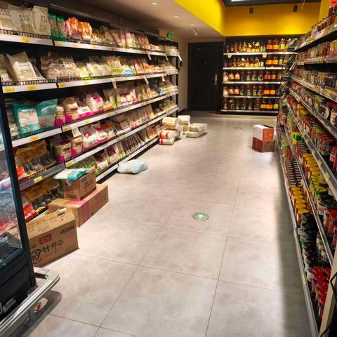 小百蕙维龙广场店27日巡店整改