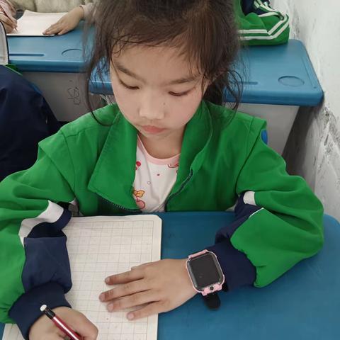 荷叶塘学校书法3班5月11日活动剪影