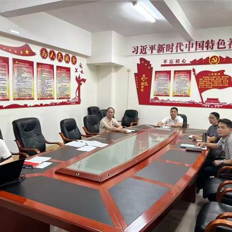 县委党史研究中心开展长征影片红色观影活动