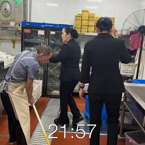 北京店4.10收尾检查