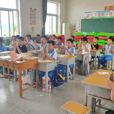 红庙乡中心小学开展“品粽子 知端午”活动