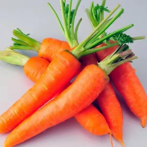 求实侨星幼儿园中三班食育活动—《胡萝卜🥕蒸鸡蛋》