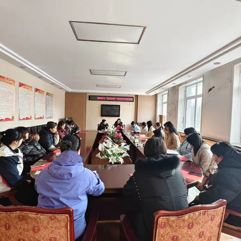 书香沁芳华 读书悦人生 ——培训中心开展“玫瑰书香”女职工阅读分享交流座谈会
