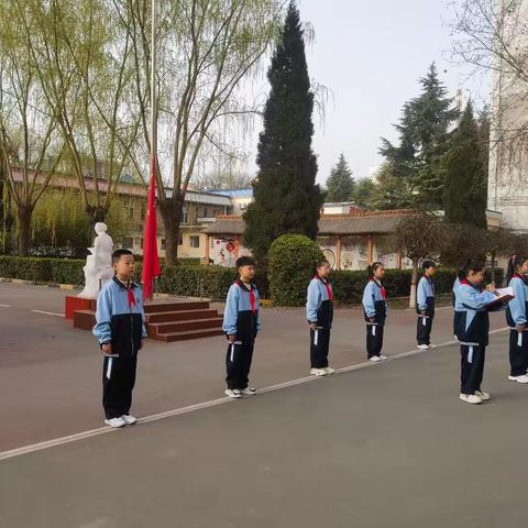 安全防范常警惕 生命健康共守护 ——绛县第二实验小学校升旗仪式纪实