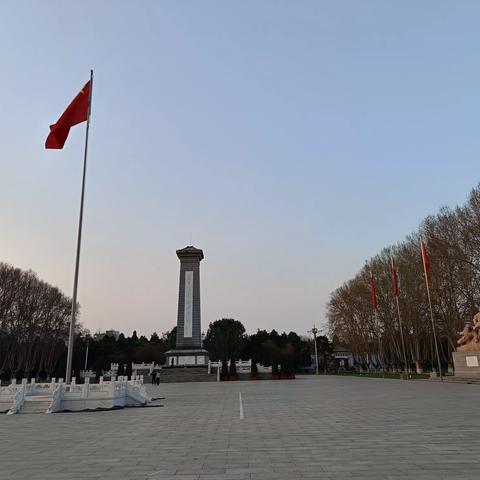 石家庄友谊大街小学        二年级10班 追思烈士，不忘家国 ——清明华北烈士陵园扫墓