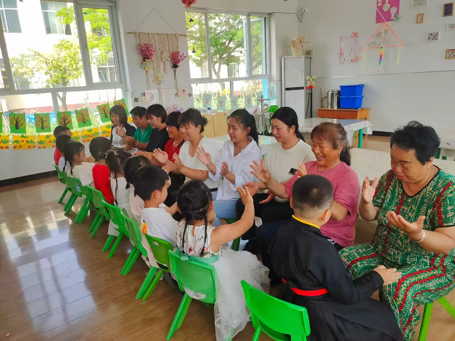 简篇-快乐伴童年,童梦伴成长—— 岳实庄幼儿园庆六一活动