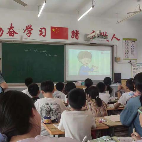 以研促教——柳林镇明德小学英语教研活动