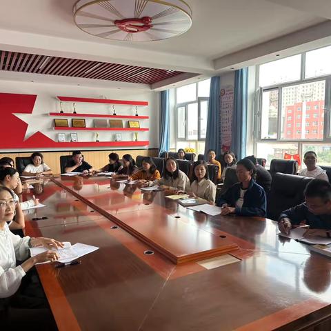 精准把脉促提升，深耕教研启新程——锡市教育教学指导服务中心初中数学学科教研员金淑清老师入校促教