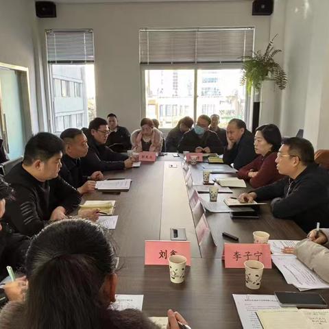 市政集团董事长陈素贞带队开展调研工作