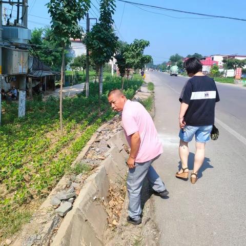 源汇区公路养护中心积极维修盖板方沟