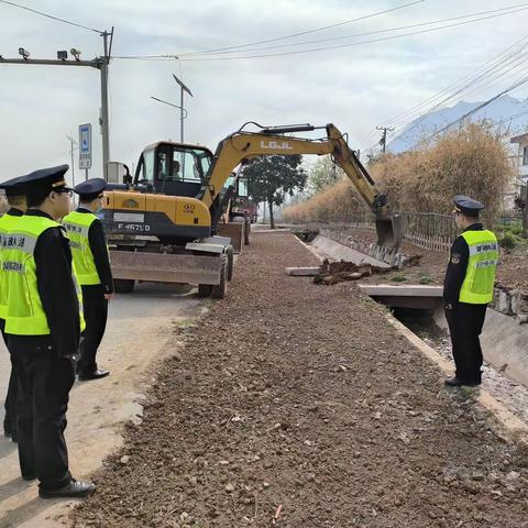 西安市交通运输综合执法支队执法一大队公路路政执法三中队开展路域环境治理