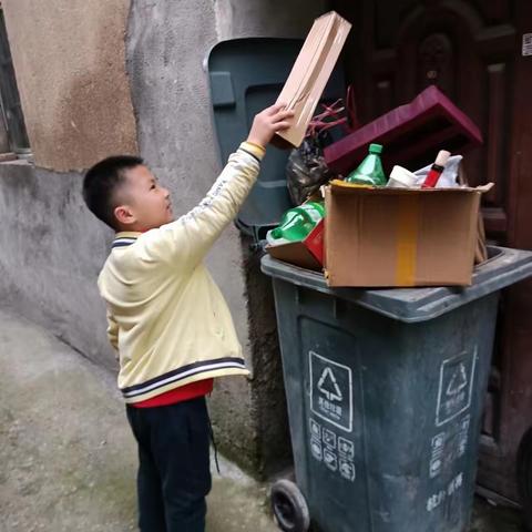 3月5日  学雷锋日