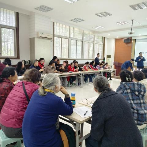 唐沣社区银龄课堂：嵌入式服务让数字生活“零距离”