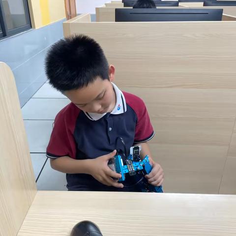 机器人创客进阶2班期末总结