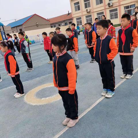 表彰催奋进，榜样促前行——岔尖小学2022—2023学年第二学期期中检测表彰大会