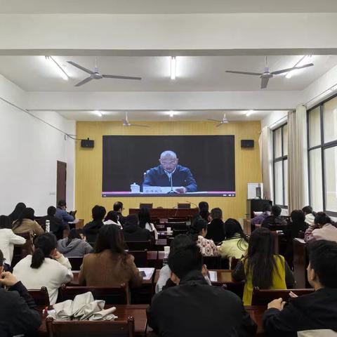 赋能教育数字化新发展——湖口县中西部中小学教师人工智能素养提升培训班顺利开展