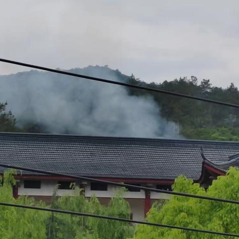 劝导秸秆禁烧