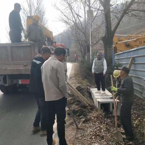 沈铁监理—沈白高铁吉林段JL-3标监理项目部深入十五中学开展资助活动