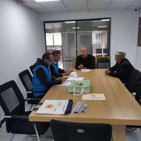 “红”+“蓝” 用心绘就为民服务鲜亮底色