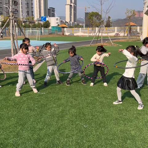登高幼儿园大三班——✨进入小朋友的朋友圈💕