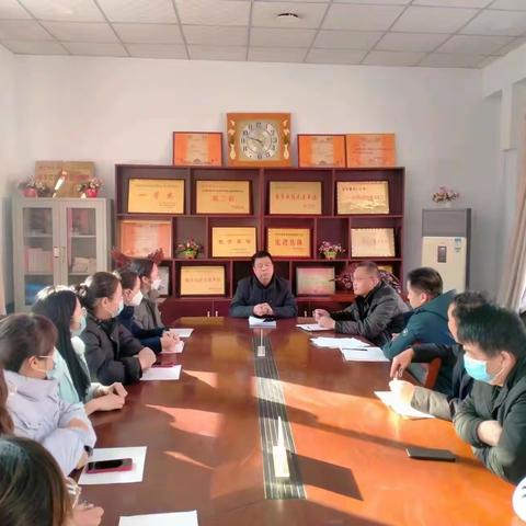 树立良好形象 履行育人职责 ——吴官营中学（中心小学）组织开展师德师风问题专项排查行动