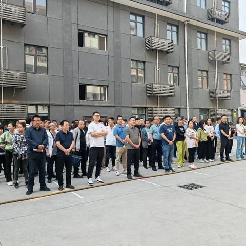 西安市房地产经营三公司工会委员会 举办国庆节职工文体活动