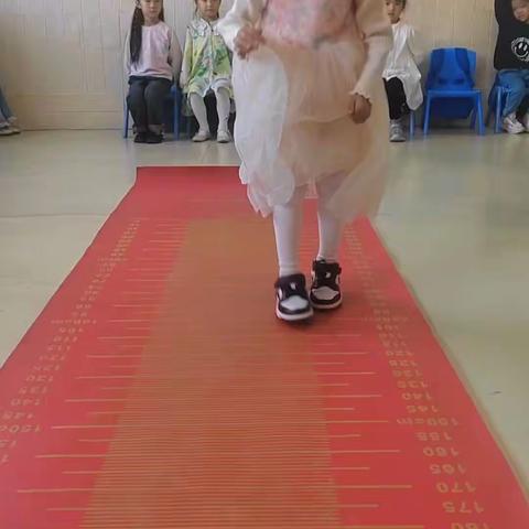 阳光幼儿园大一班第十周教学回顾