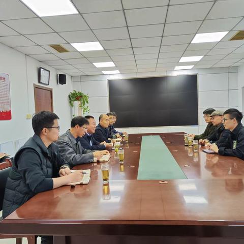 法国建筑师、城市设计师，中国美院教授Olivier Greder（鲁伟）应邀到涉调研