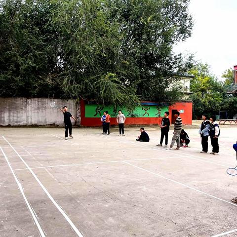 束馆中学“关爱学生幸福成长”主题活动