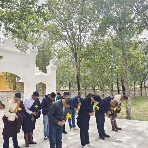 省退役军人事务厅、州退役军人事务局工作组受邀出席我县十八军进藏陈列馆开馆仪式并调研督导重点工作